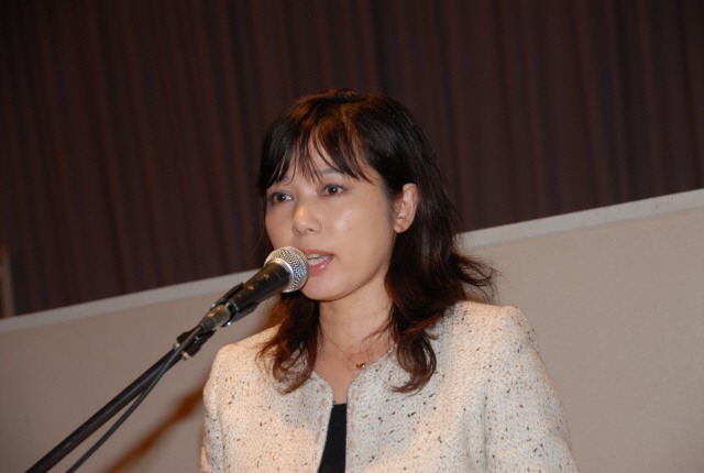 ���c����