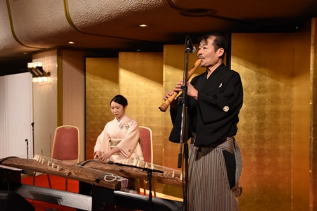 �ڔ�����